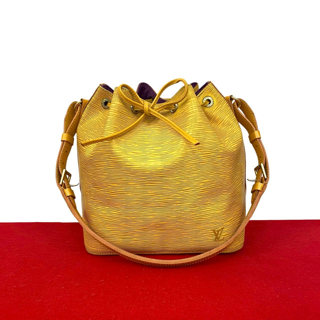 Shoulder bag Louis Vuitton Petit Noe