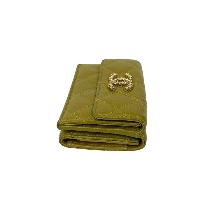 trifold wallet chanel