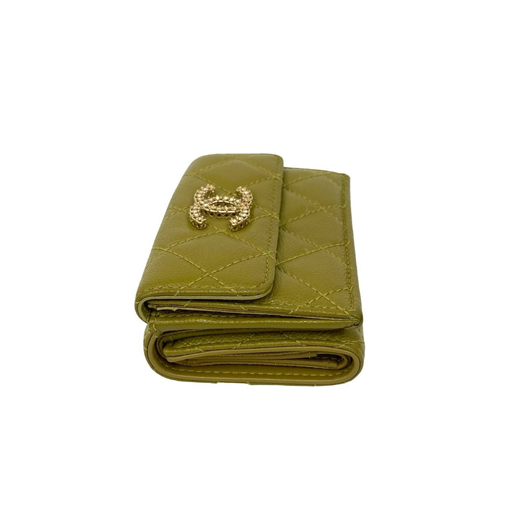 trifold wallet chanel