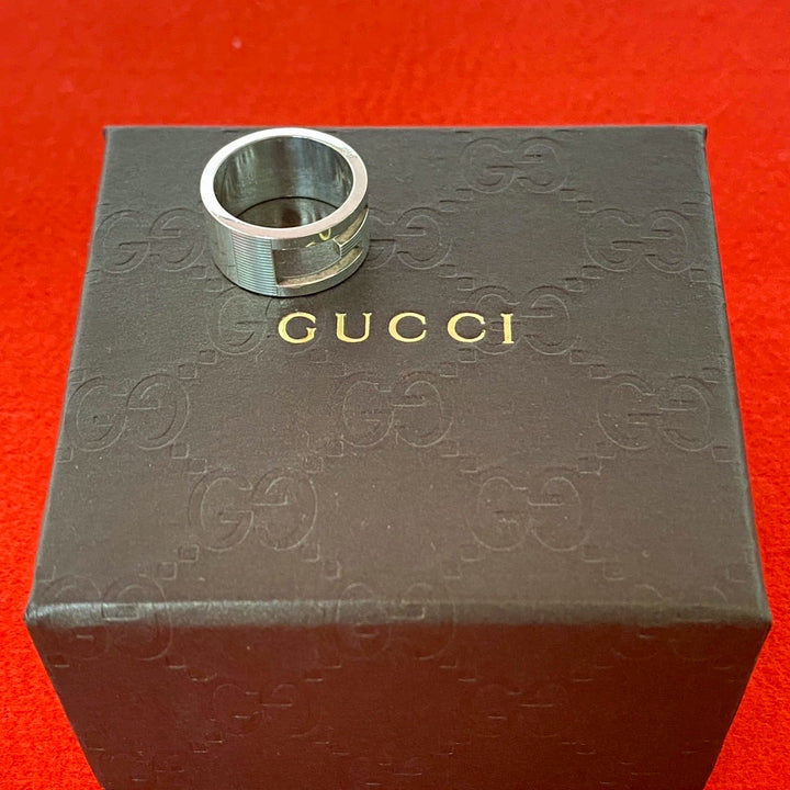 戒指 Gucci 方形 G 戒指