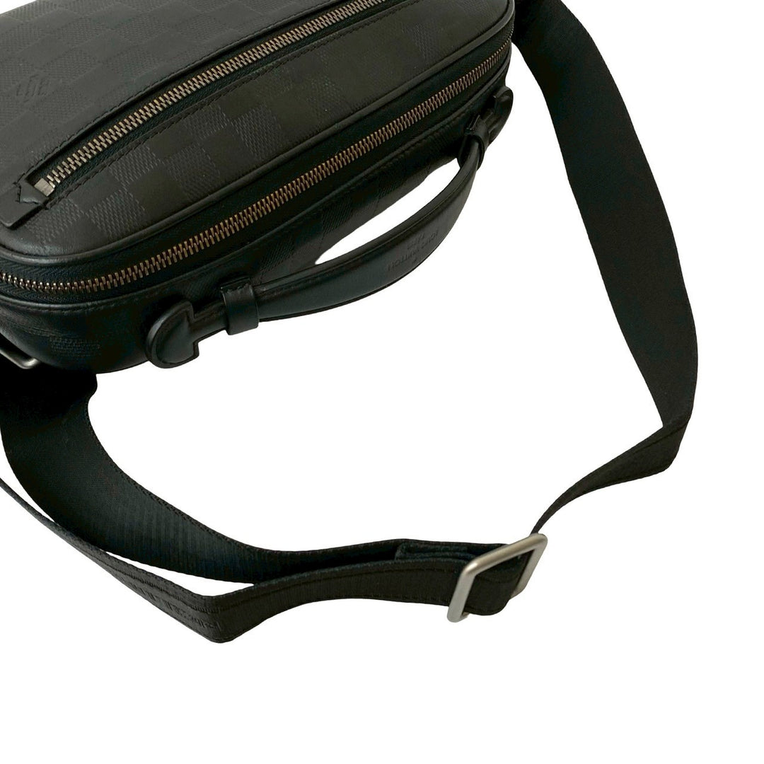 body bag louis vuitton umbrella