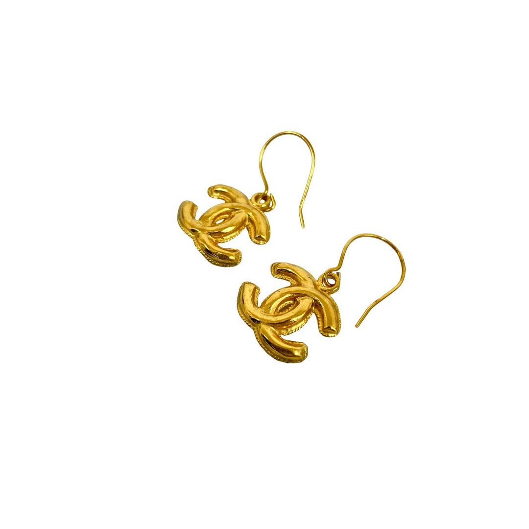 earrings chanel