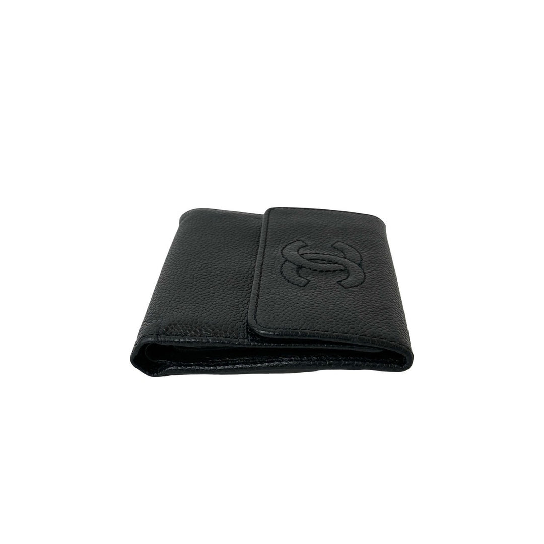 trifold wallet chanel