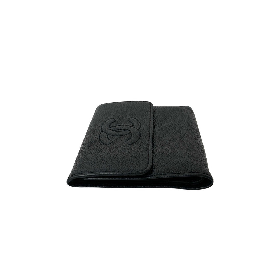 trifold wallet chanel