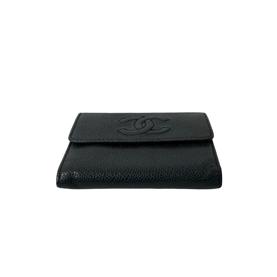 trifold wallet chanel