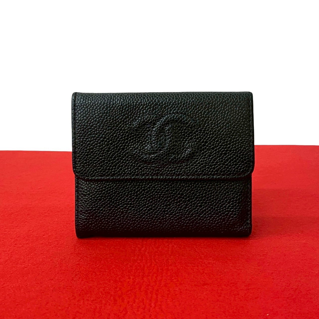 trifold wallet chanel