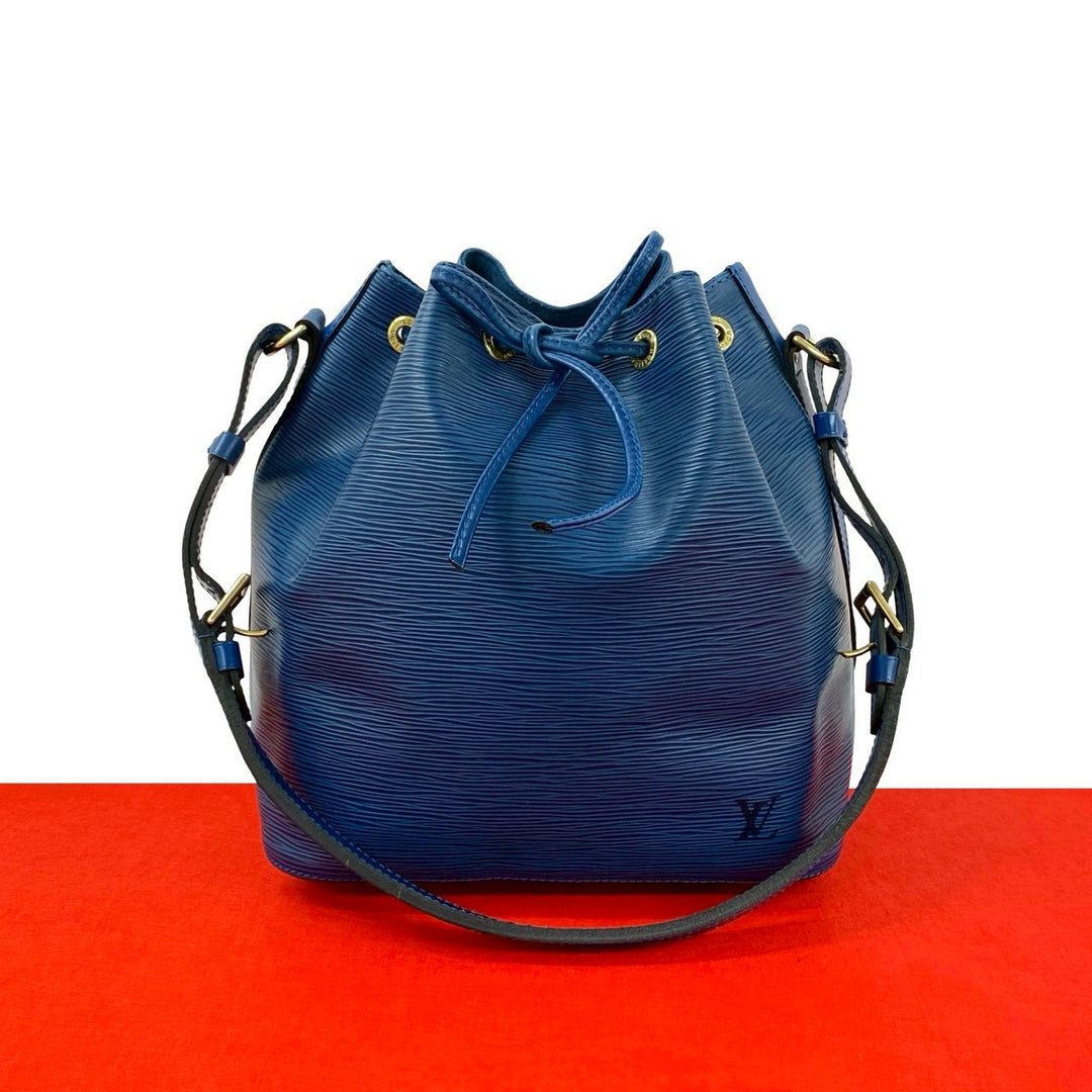 Shoulder bag Louis Vuitton Petit Noe