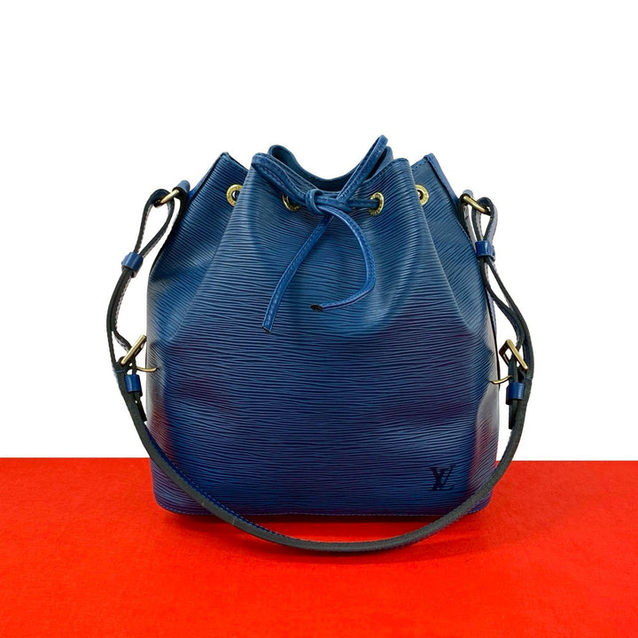 Shoulder bag Louis Vuitton Petit Noe