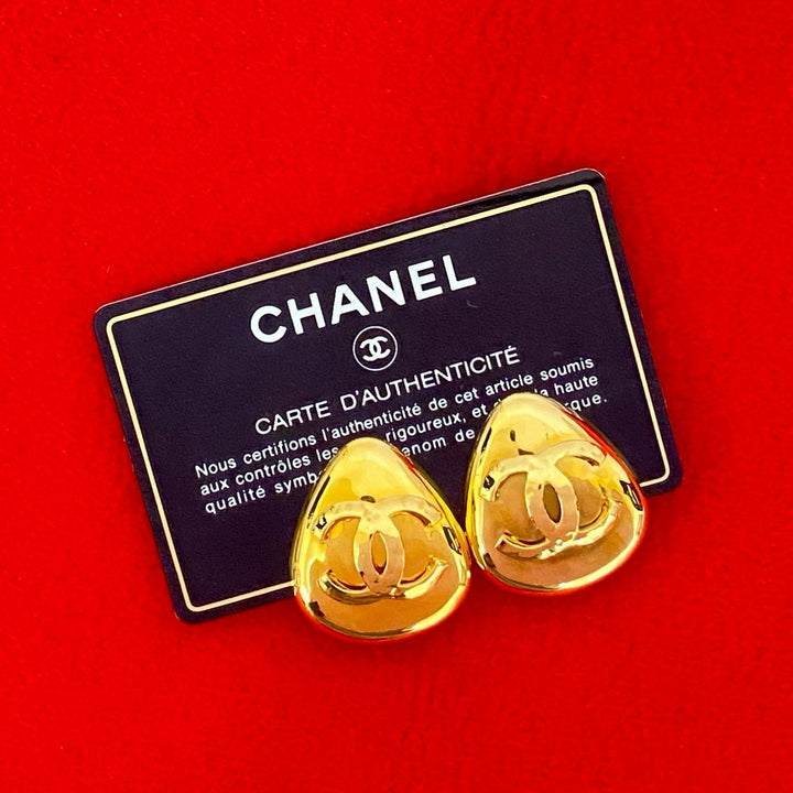 earrings chanel