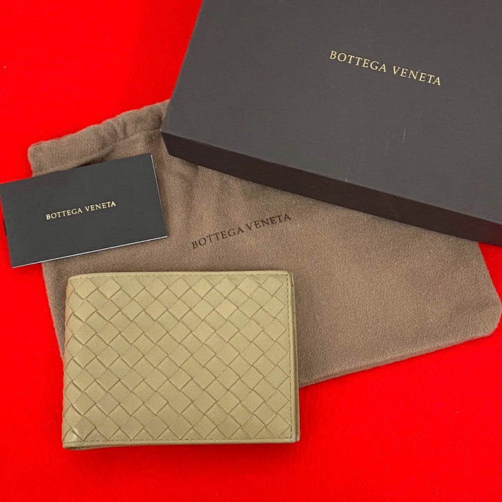 bifold wallet bottega veneta