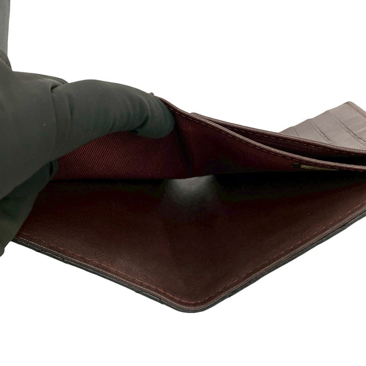 trifold wallet chanel
