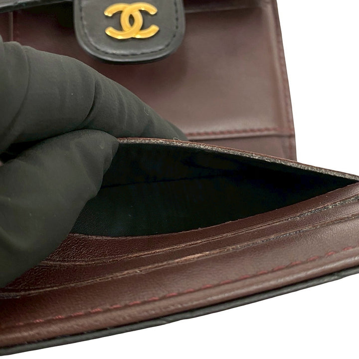 trifold wallet chanel