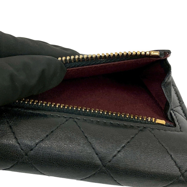 trifold wallet chanel