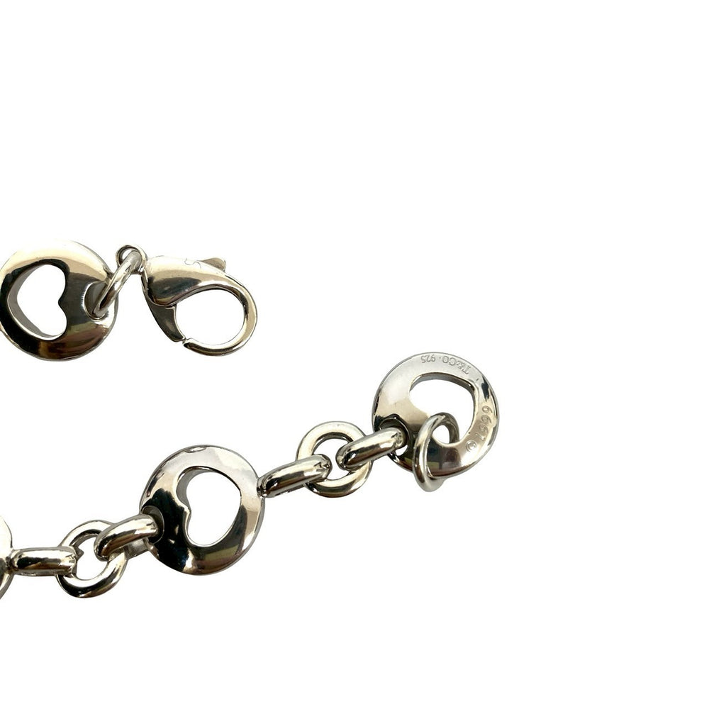blurRubbingtiffany pierced heart