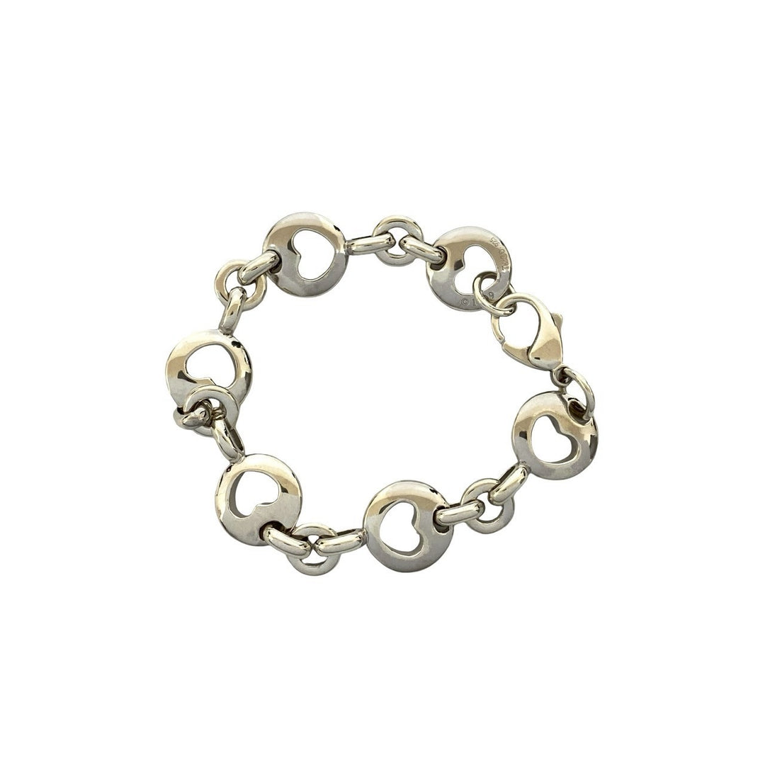 blurRubbingtiffany pierced heart