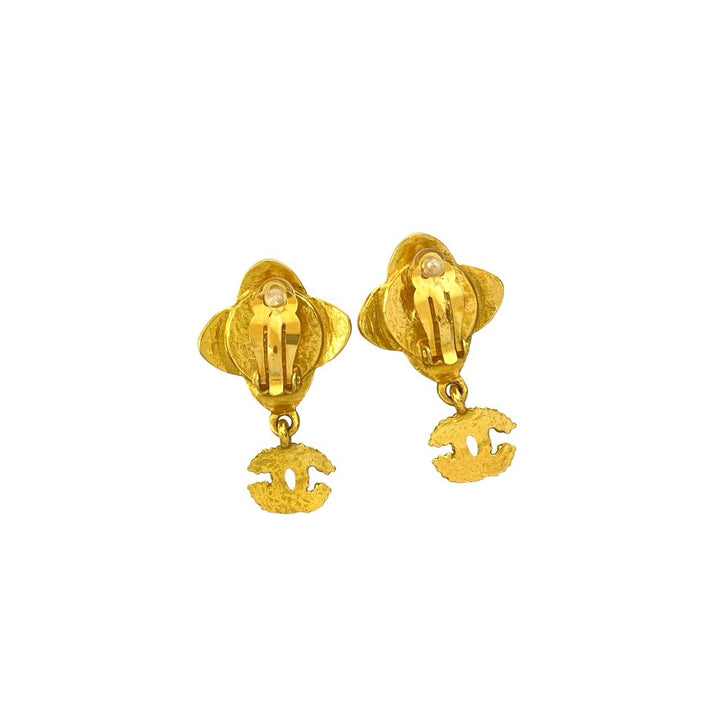 earrings chanel