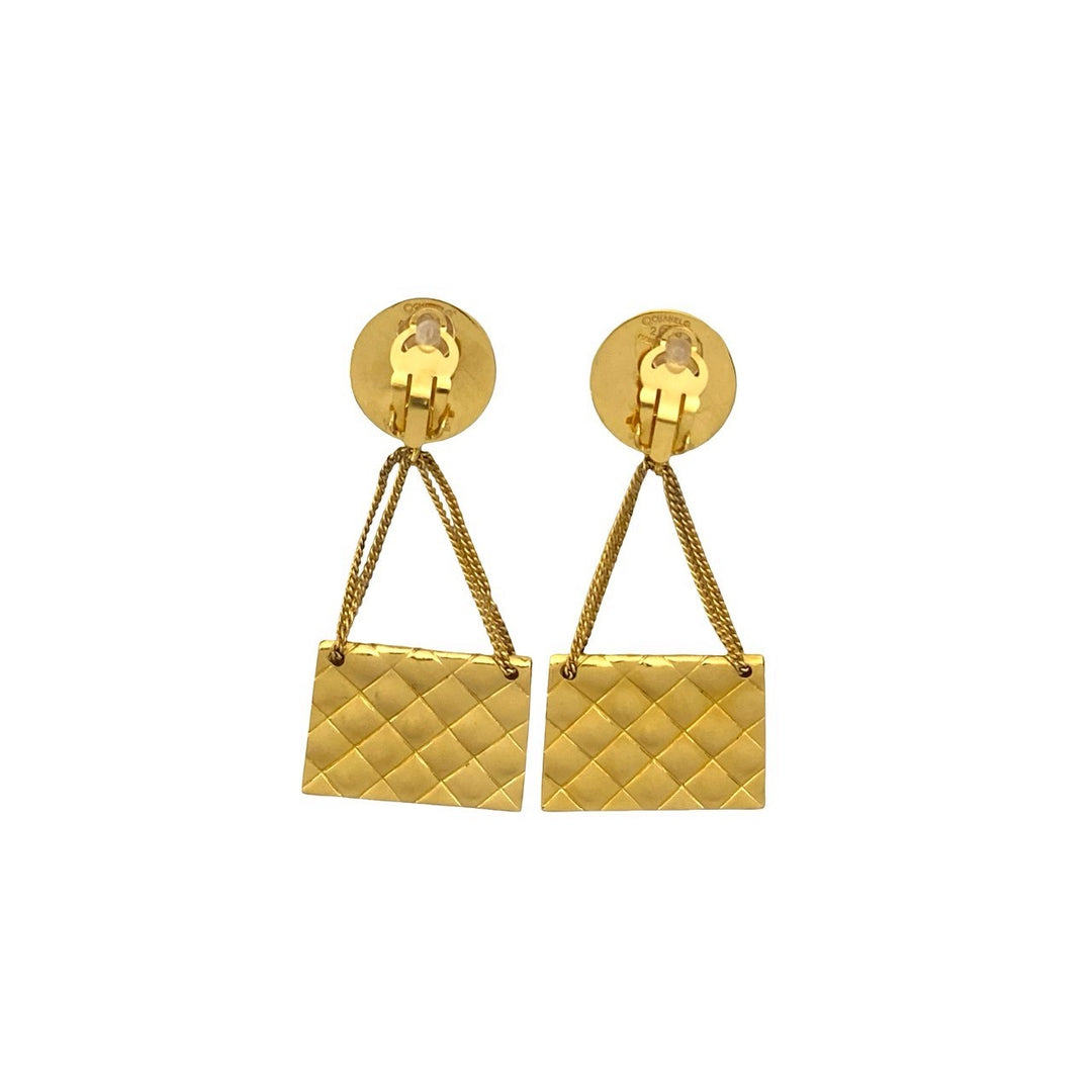 earrings chanel