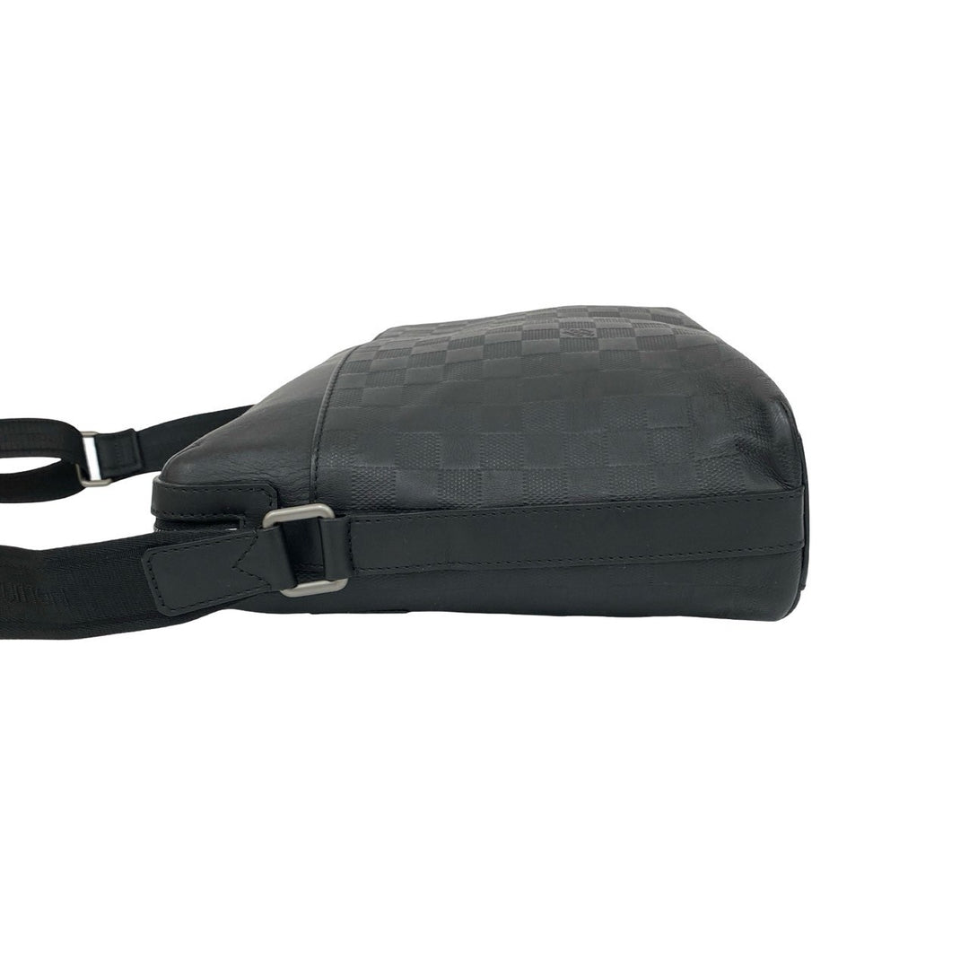 Shoulder bag Louis Vuitton Calypso MM