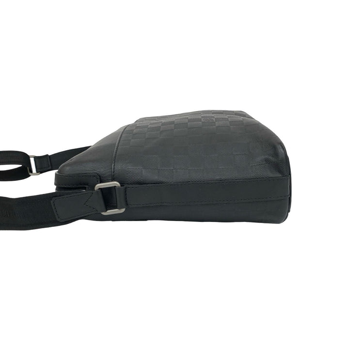 Shoulder bag Louis Vuitton Calypso MM