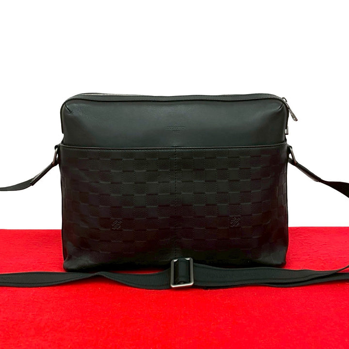 Shoulder bag Louis Vuitton Calypso MM