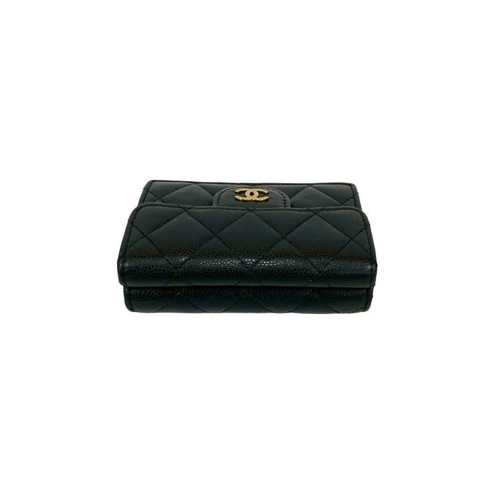 trifold wallet chanel