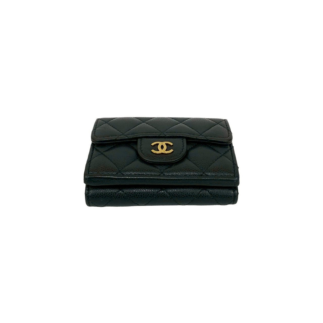 trifold wallet chanel