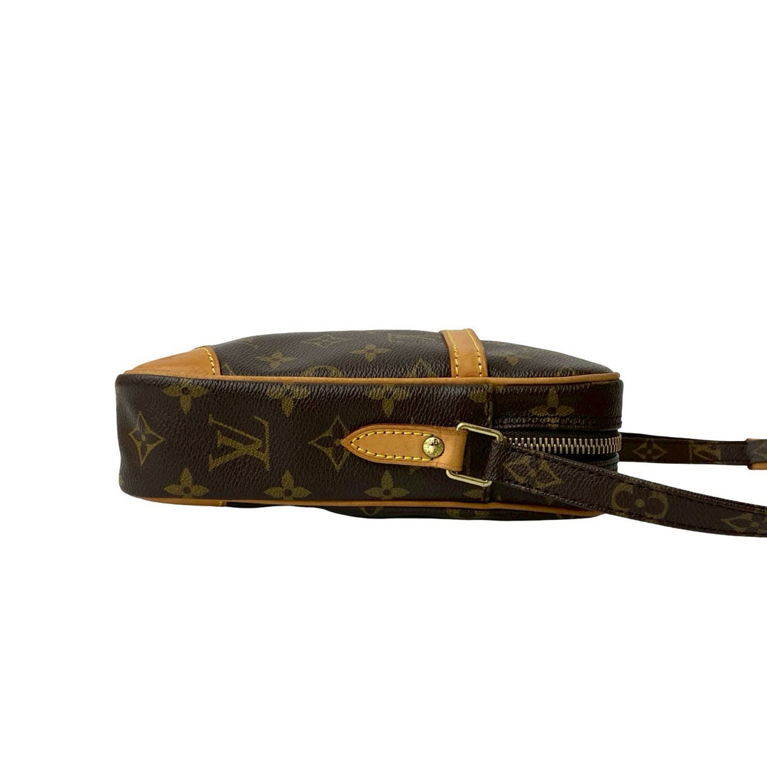 Shoulder bag Louis Vuitton Danube