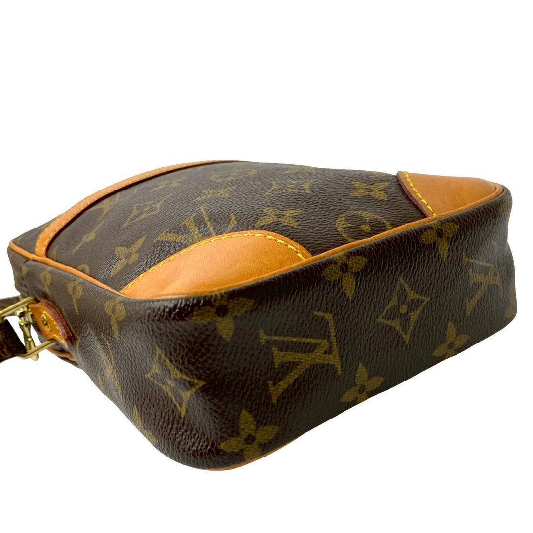 Shoulder bag Louis Vuitton Danube