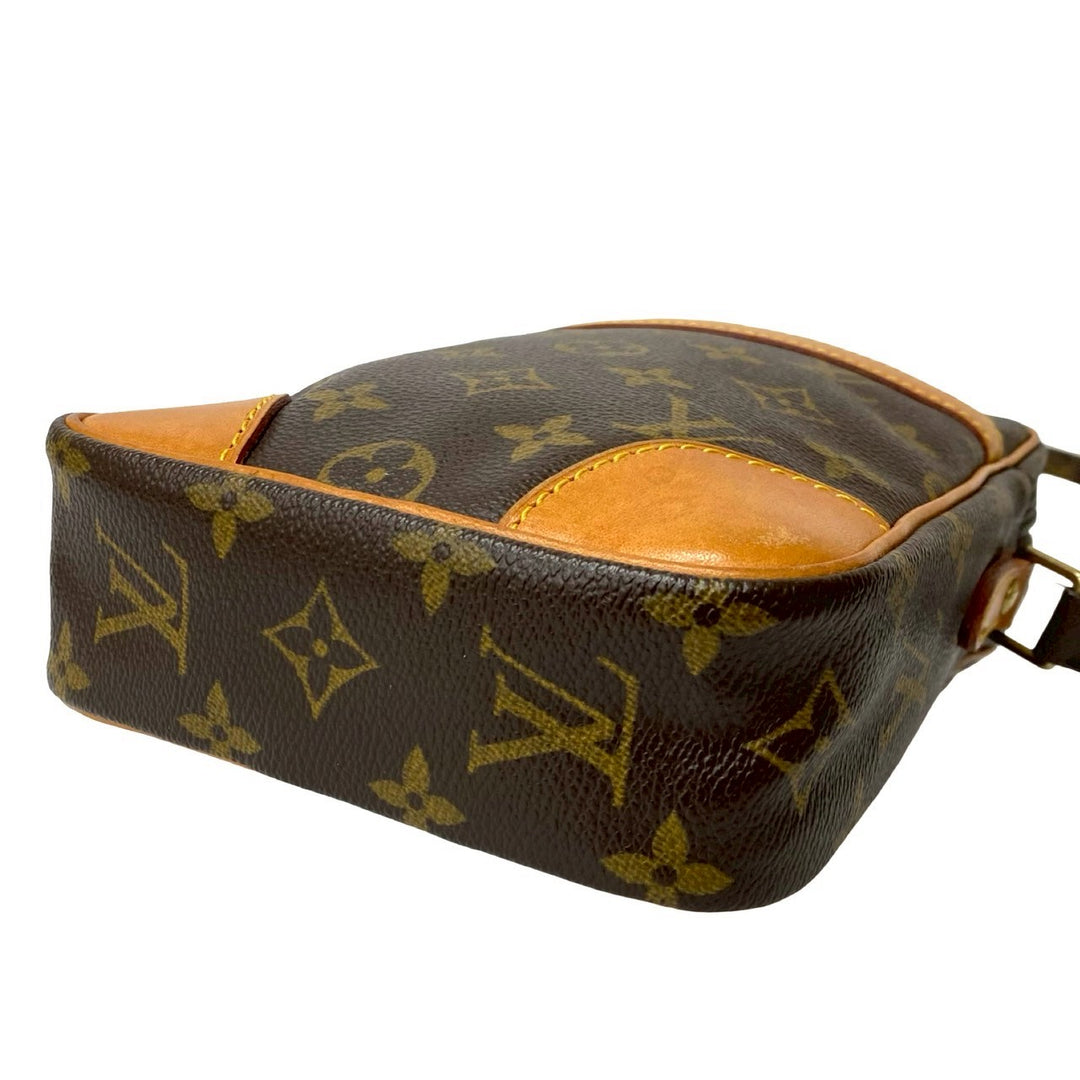 Shoulder bag Louis Vuitton Danube