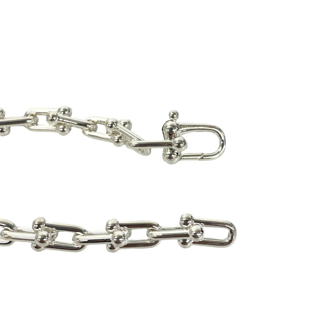 blurRubbingTiffany Hardware Small Link BureRubbingCut