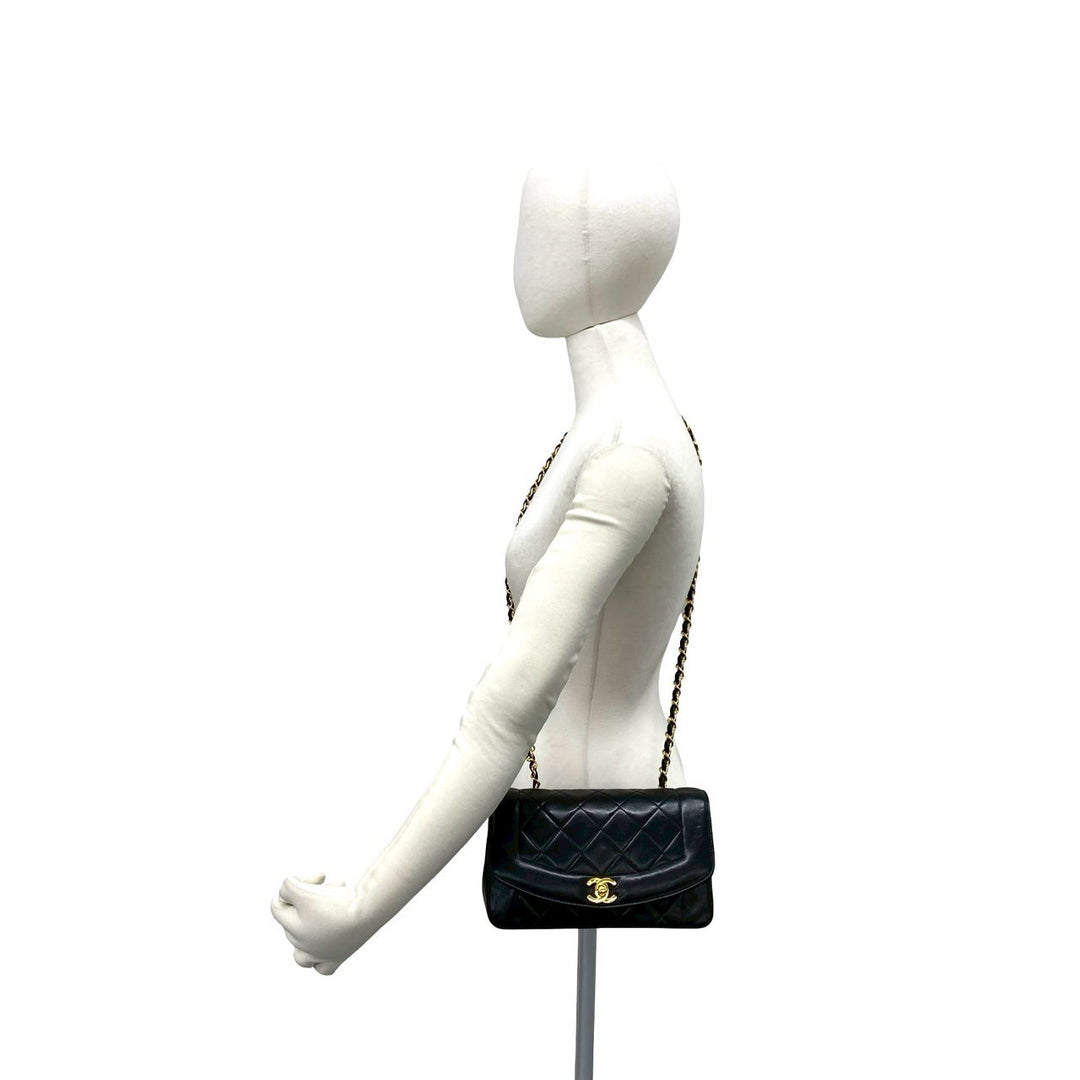 Shoulder bag Chanel Diana
