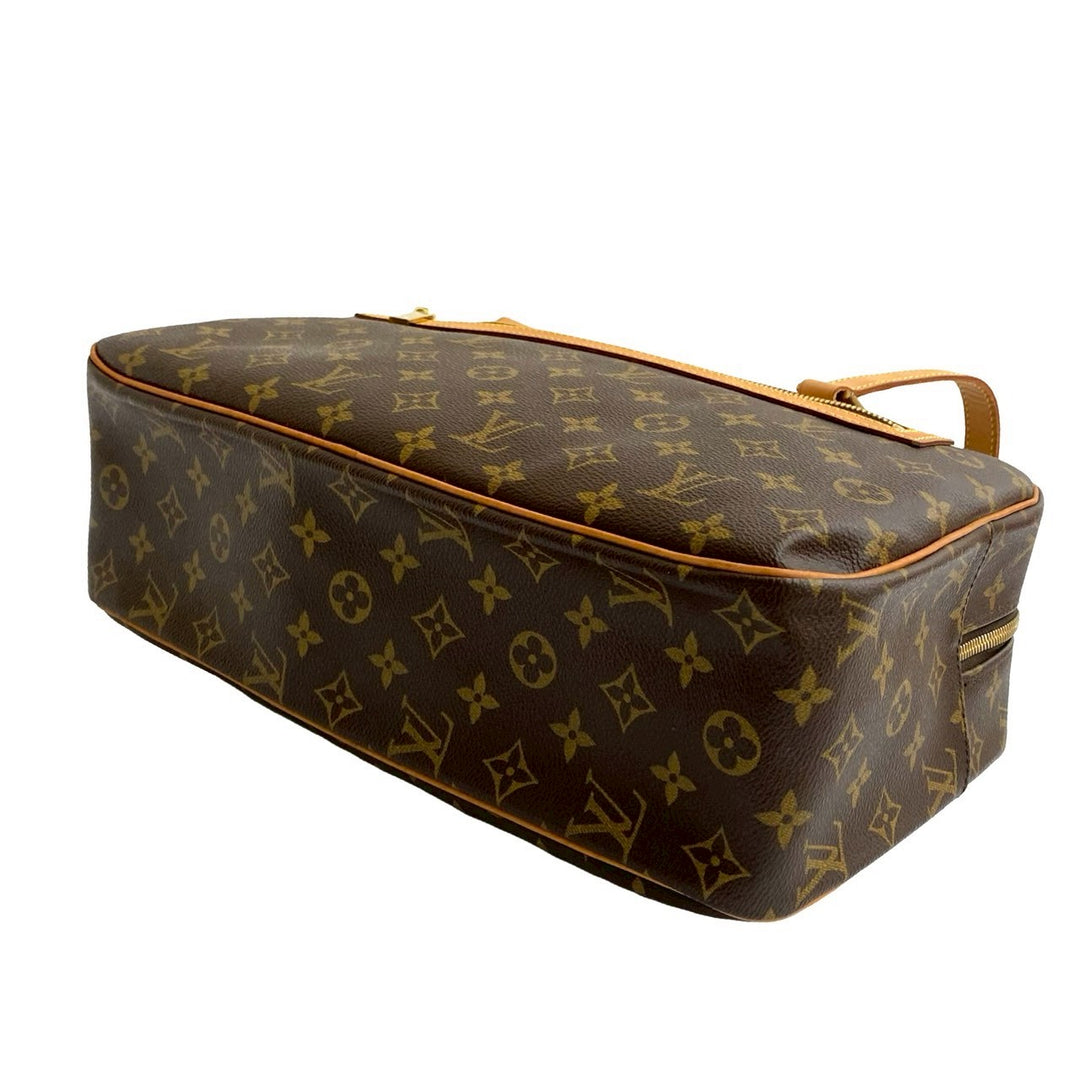 Shoulder bag Louis Vuitton Cité GM