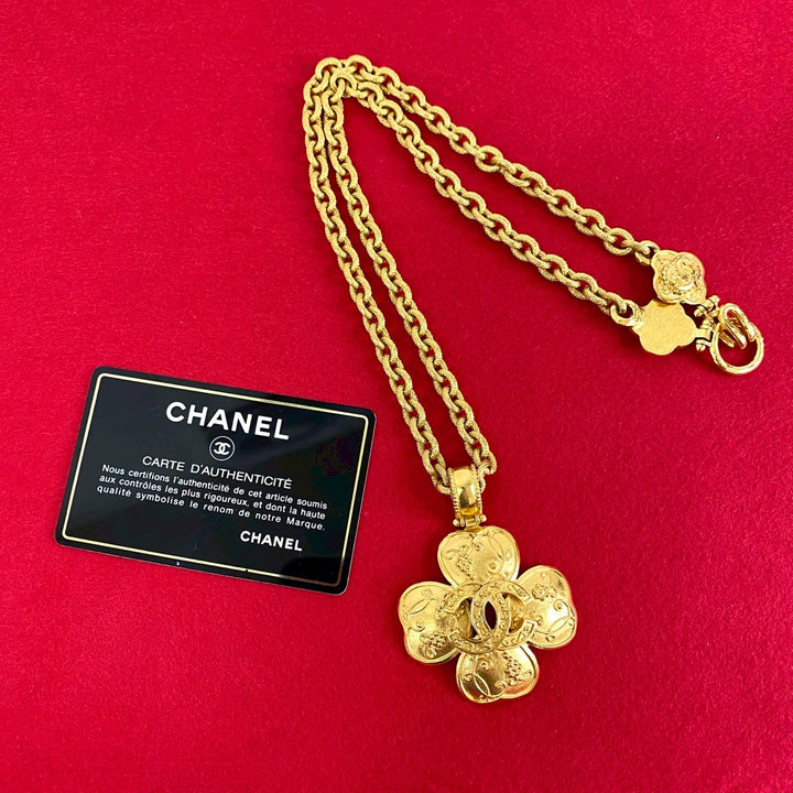 necklace chanel