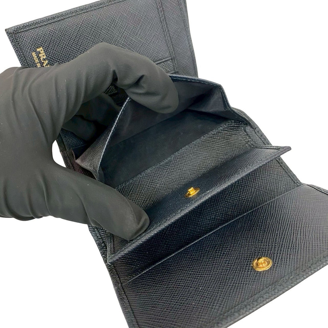 trifold wallet prada