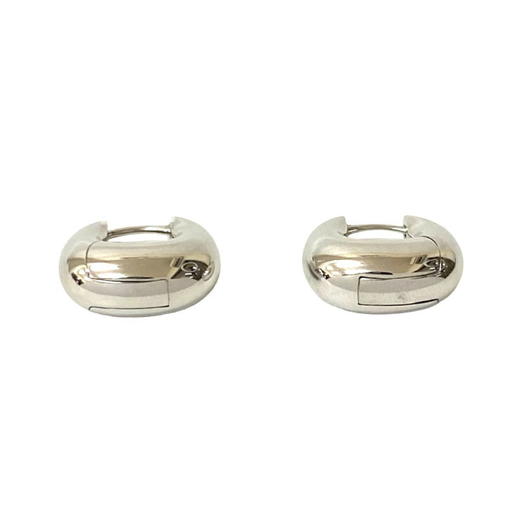ピアス トムウッド