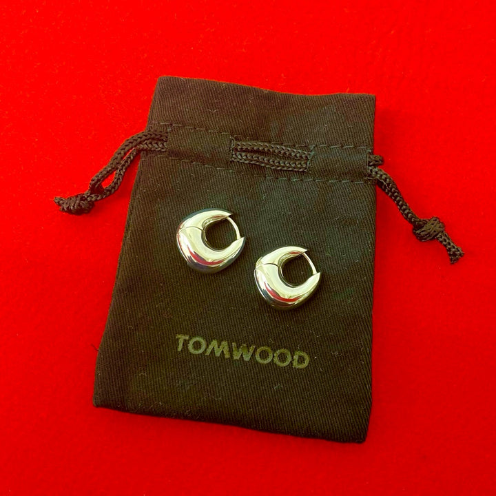 ピアス トムウッド