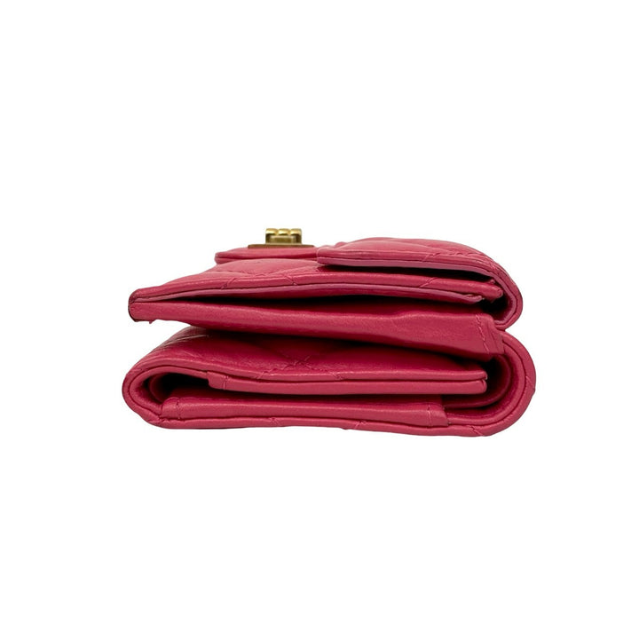 三つ折り財布 シャネル 2.55