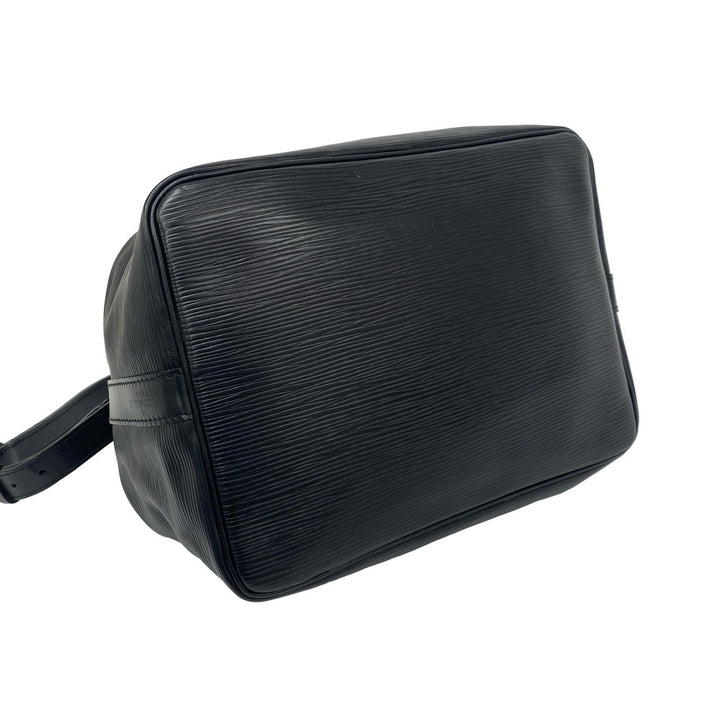 Shoulder bag Louis Vuitton Petit Noe