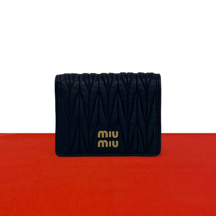 雙折皮夾 miu miu