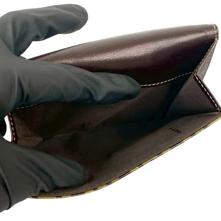 bifold wallet fendi