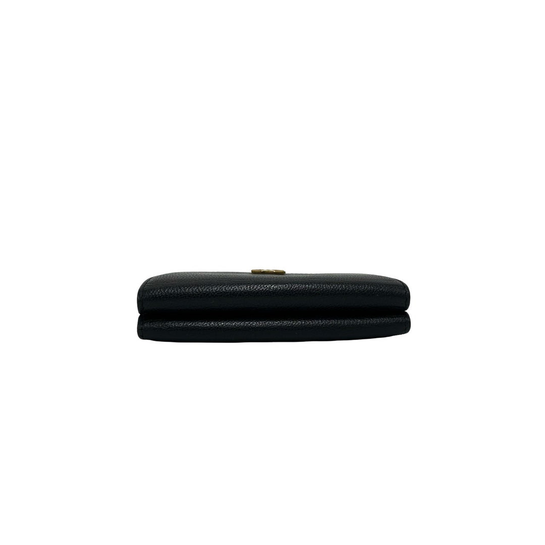 trifold wallet chanel