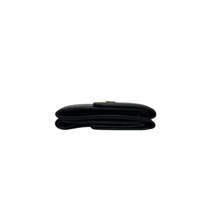 trifold wallet chanel