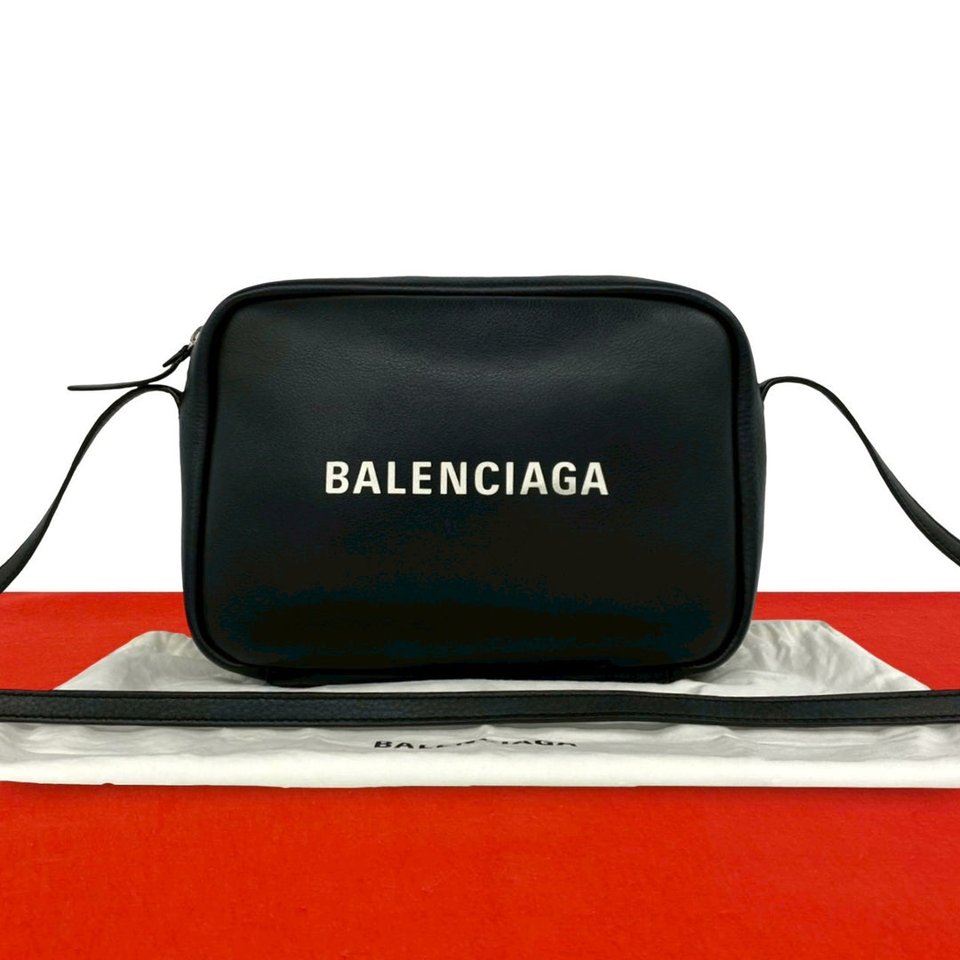 Shoulder Bag Balenciaga Everyday Camera Bag