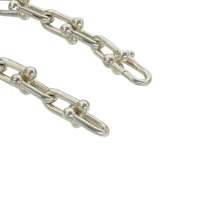 blurRubbingTiffany Hardware Large Link BureRubbingCut