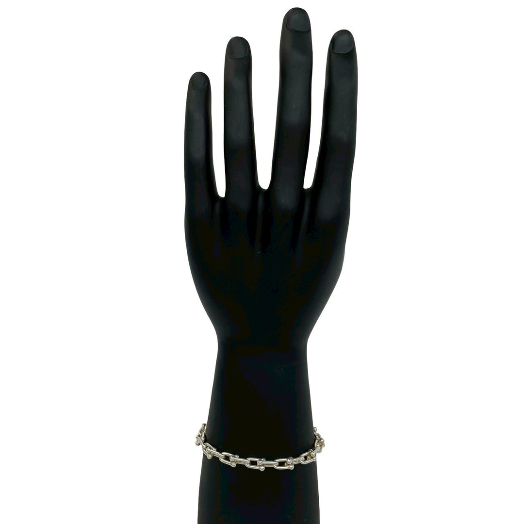 blurRubbingTiffany Hardware Small Link BureRubbingCut