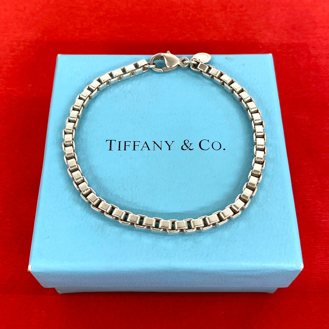 blurRubbingTiffany Venetian BreRubbingCut