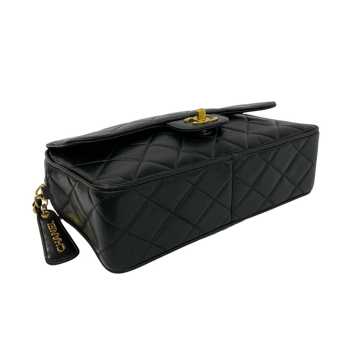 ショルダーバッグ シャネル